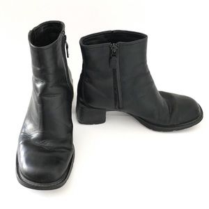 Timberland leather smart comfort zip up booties